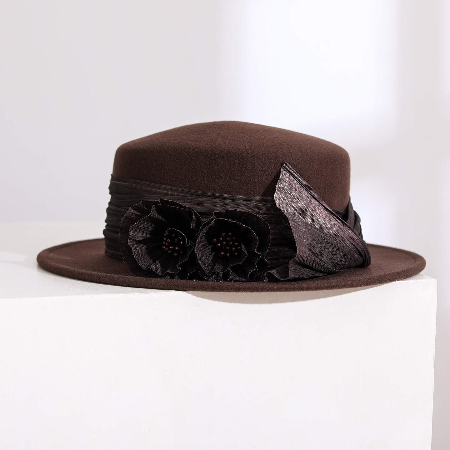 フランス製高級ウールフェルト素材のフラットトップハット。上品 - High End Women'S Formal Wear のレビューと価格