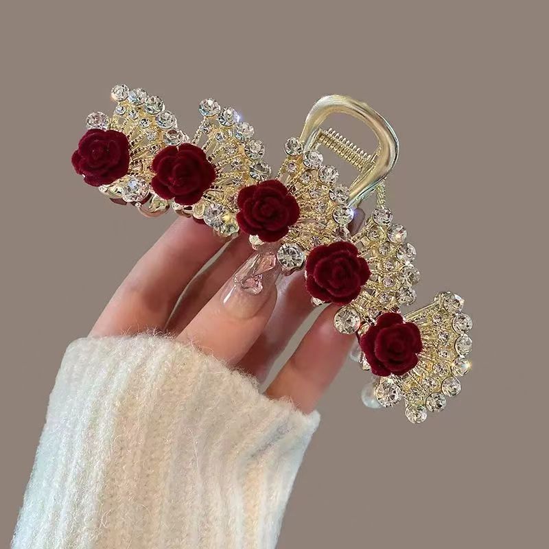 ヴィンテージレッドフローラルラインストーンヘアクリップ（女性 - High End Women'S Formal Wear のレビューと価格