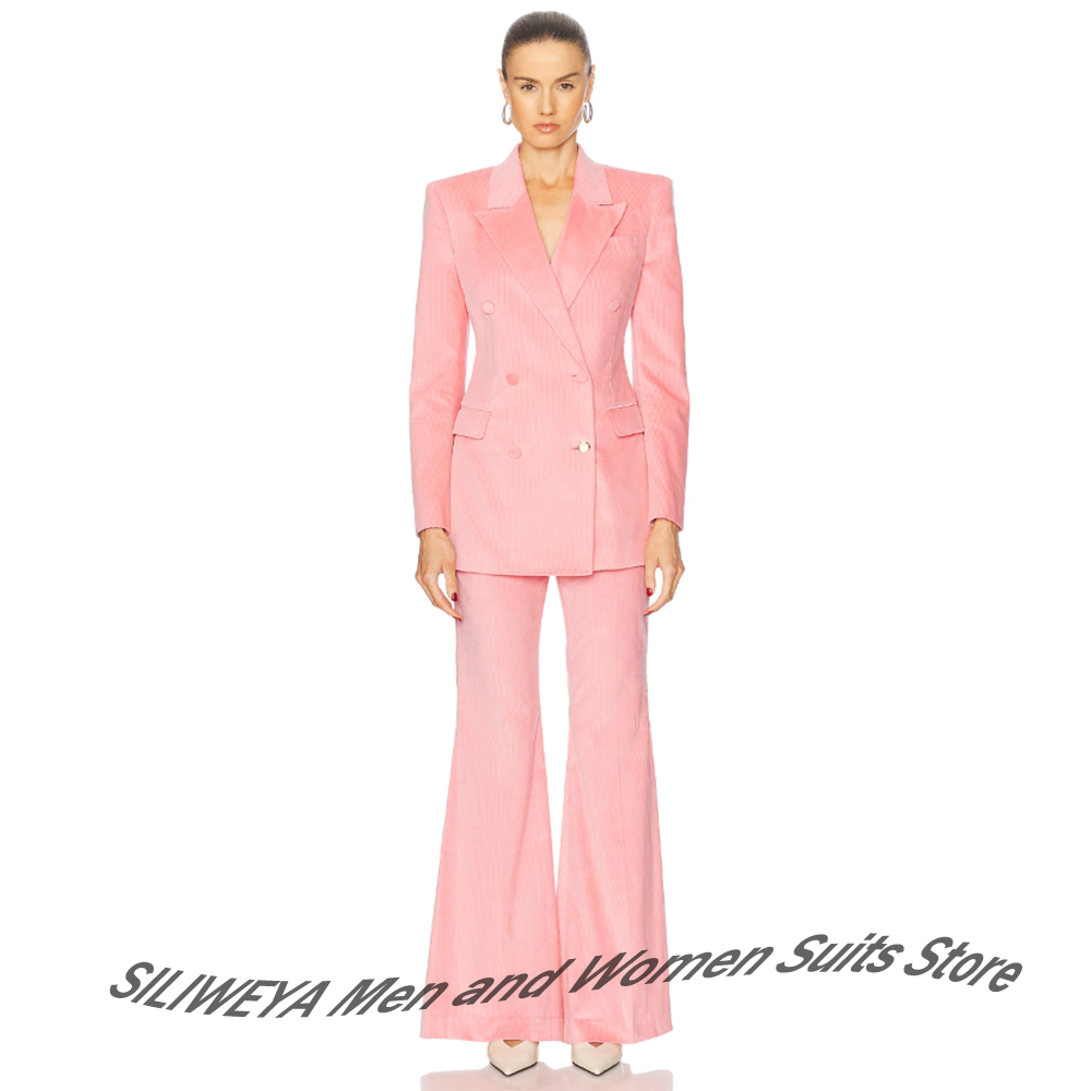 フェミニンなピンクコーデュロイ2ピーススーツヴィンテージダブ - Women Formal Wear Look のレビューと価格